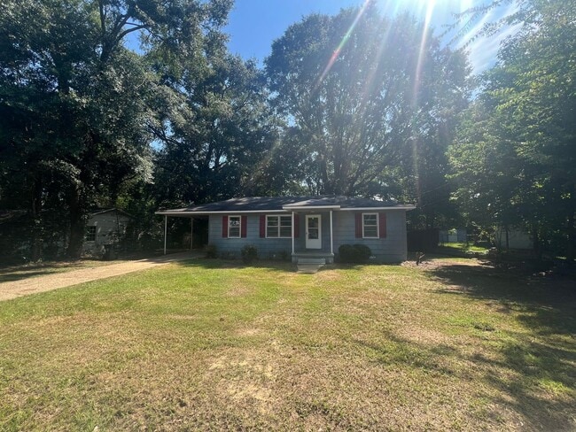 property at 3127 2nd Ave