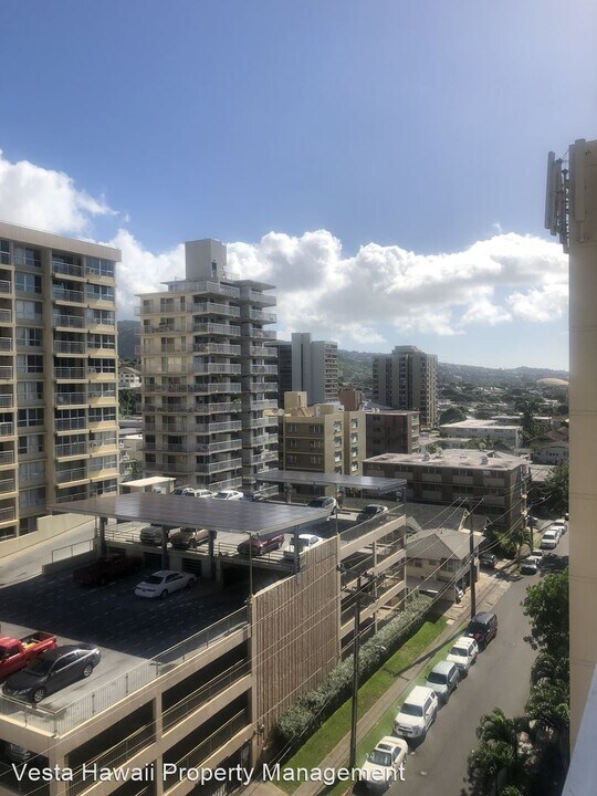 1415 Punahou St-Unit -#903 in Honolulu, HI - Building Photo