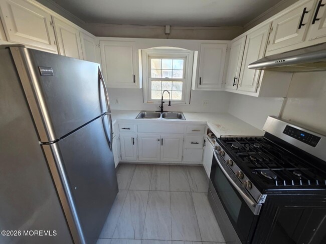 6 4th St in Toms River, NJ - Building Photo - Building Photo