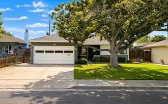 1762 Laine Ave in Santa Clara, CA - Building Photo