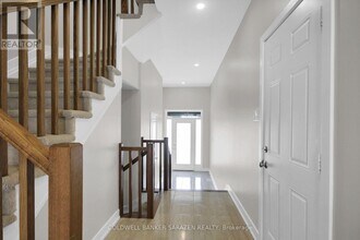 2029 Allegrini Ter in Ottawa, ON - Building Photo - Building Photo