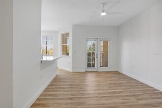 10855 Windsor Walk Dr in Orlando, FL - Building Photo - Building Photo