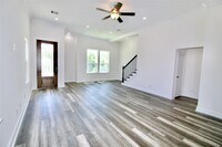 3419 Redbud St photo'