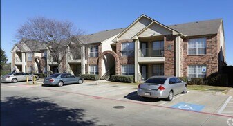 601 E Ash Ln in Euless, TX - Building Photo