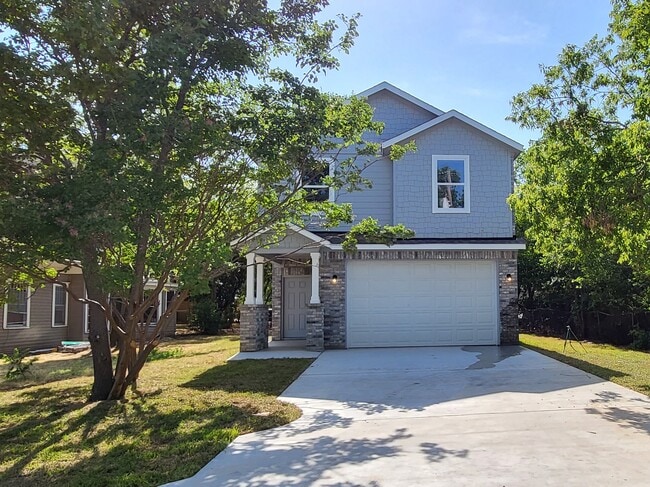 property at 505 N Sparks St