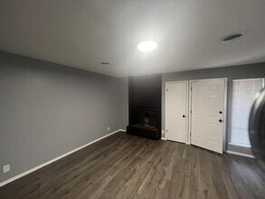 2909 S 101st E Ave in Tulsa, OK - Building Photo - Building Photo