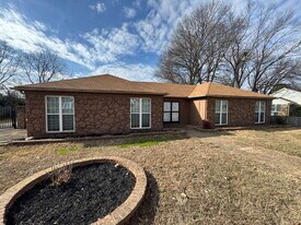 3411 Emerald St in Memphis, TN - Building Photo