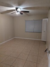 2146 NW 57th Ave, Unit 2B/ 2B with nice Patio in Lauderhill, FL - Building Photo - Building Photo