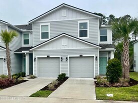 656 Celtic dr in Jacksonville, FL - Building Photo