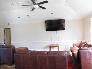 13203 US-59 in Kendleton, TX - Building Photo - Building Photo