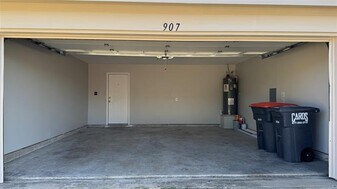 907 Post Oak Trail in Anna, TX - Building Photo