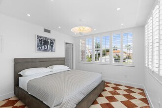 401 Peruvian Ave in Palm Beach, FL - Building Photo - Building Photo