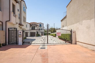 7029 Passons Blvd, Unit Pico Rivera in Pico Rivera, CA - Building Photo - Building Photo