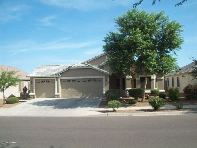 property at 2132 W Carter Rd