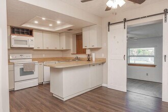 1145 8th Ave in DeLand, FL - Building Photo - Building Photo