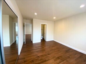 7517 Herschel Ave in San Diego, CA - Building Photo - Building Photo