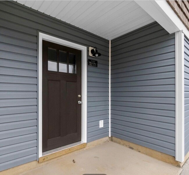property at 1300 W Mar Elm St