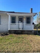 126 Suffolk Ave in Colonial Heights, VA - Building Photo