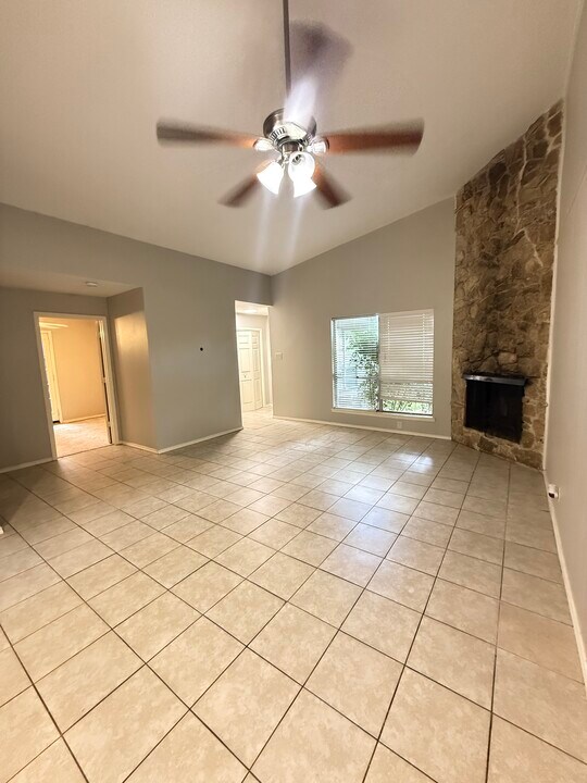13532 Red Fern Ln in Dallas, TX - Building Photo