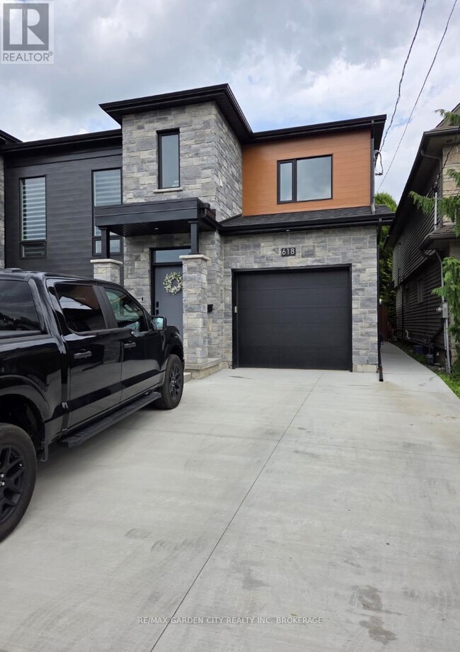 property at 618 Clare Ave