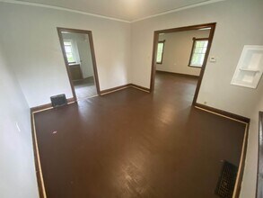 500 W Parkwood Dr in Dayton, OH - Building Photo - Building Photo