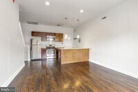 1616 Fairmount Ave photo'