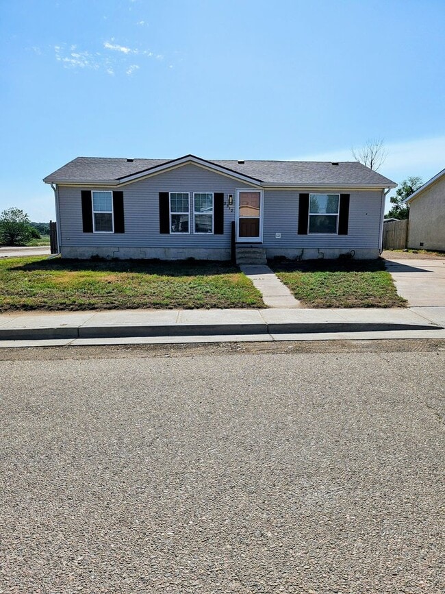 property at 2312 Newport Ave