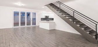 14th Street Residences in Phoenix, AZ - Building Photo - Interior Photo