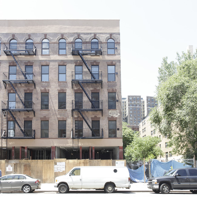 2899 Frederick Douglass Blvd in New York, NY - Foto de edificio - Building Photo