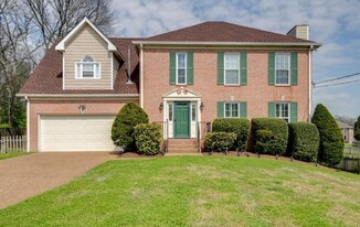 176 London Ln in Franklin, TN - Building Photo