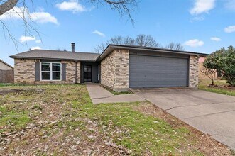 7573 Big Leaf Ln in Fort Worth, TX - Building Photo - Building Photo
