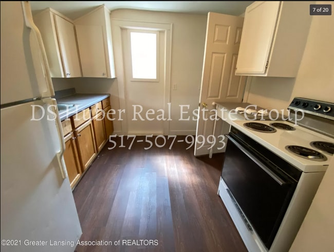 1443 Roselawn Ave in Lansing, MI - Building Photo - Building Photo