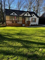 2319 Browns Mill Rd SE in Atlanta, GA - Building Photo