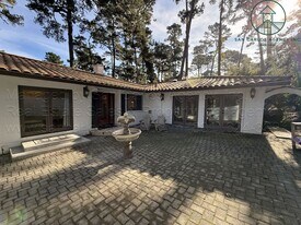 4077 Crest Rd in Pebble Beach, CA - Building Photo