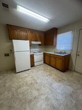 421 Cokesbury St in Greenwood, SC - Building Photo - Building Photo
