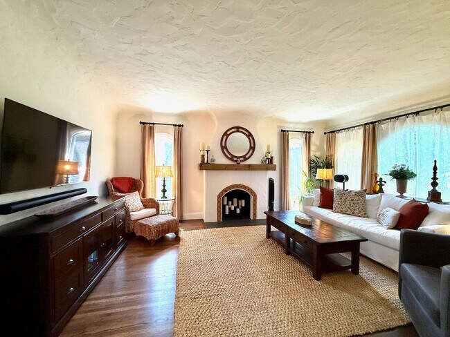 1622 Villa Ave in Santa Barbara, CA - Building Photo - Building Photo