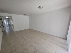 1161 Golden Lakes Blvd in Royal Palm Beach, FL - Building Photo - Building Photo