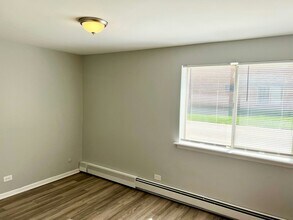 12406 S Harding Ave in Alsip, IL - Building Photo - Building Photo