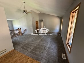 180 Luisa Ct in Chaska, MN - Building Photo - Building Photo