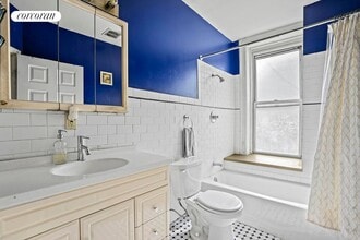 504 W 168th St in New York, NY - Building Photo - Building Photo