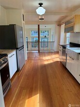8034 34th Ave S in Seattle, WA - Building Photo - Building Photo