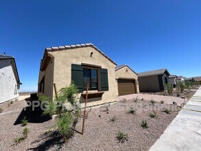 6139 N Sunrise Ln in Buckeye, AZ - Building Photo - Building Photo