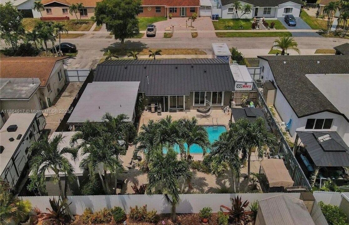 5103 SW 128th Pl in Miami, FL - Building Photo