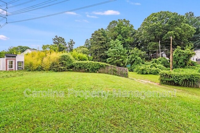 3425 Anson St in Charlotte, NC - Building Photo - Building Photo