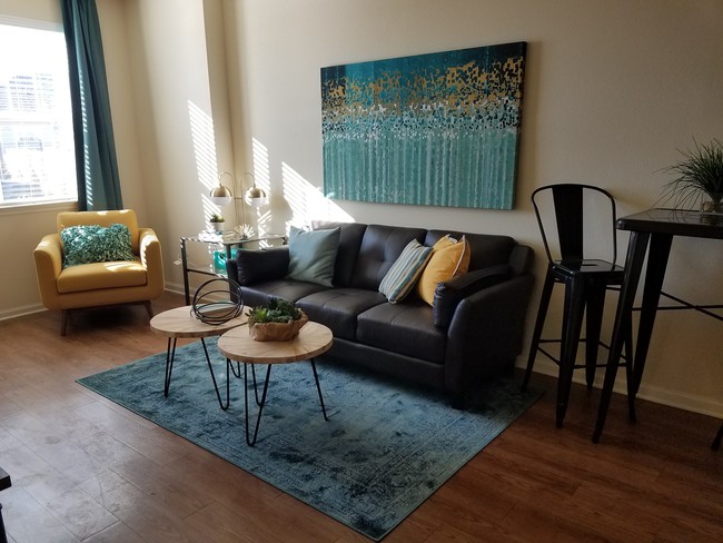 Prairie Grass at Jordan Creek in West Des Moines, IA - Building Photo - Interior Photo