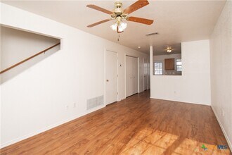 4003 Pilgram Dr in Killeen, TX - Building Photo - Building Photo