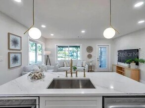 400 38th Ave NE in St. Petersburg, FL - Building Photo - Building Photo