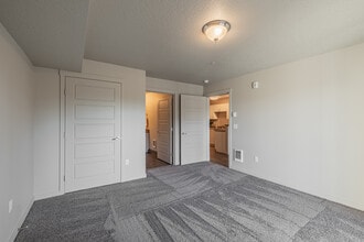 Pioneer Vista in Ridgefield, WA - Foto de edificio - Interior Photo