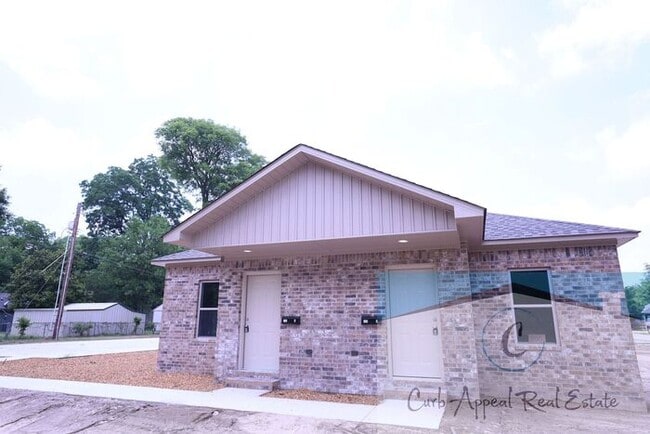 304 Olive St in Trumann, AR - Building Photo - Building Photo