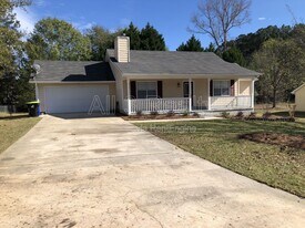 120 Pye Ct in Fayetteville, GA - Building Photo